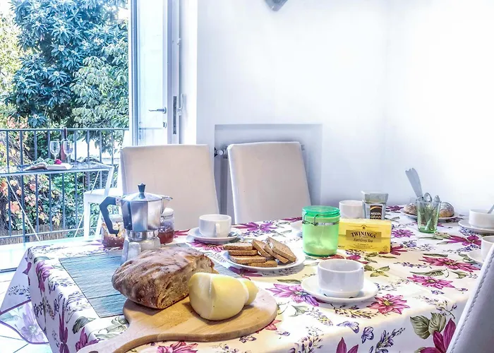 Апартаменты Amore Rentals - Maison Palazzo Correale *